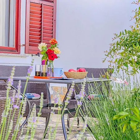 Apartment Amalia *