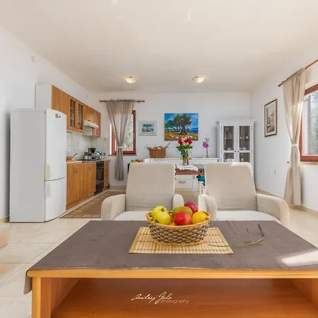Apartment Amalia *