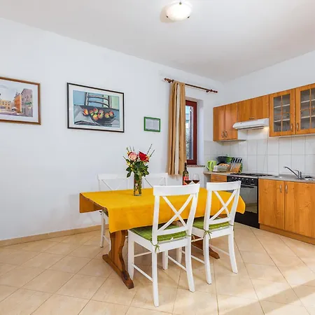 Apartment Amalia