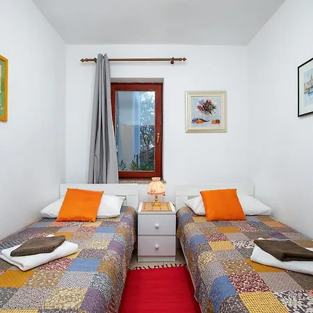 Amalia Apartment *